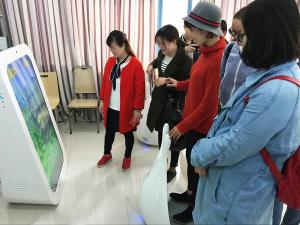 奥漫出席2017年重庆市特殊教育资源教室设备使用专项培训会